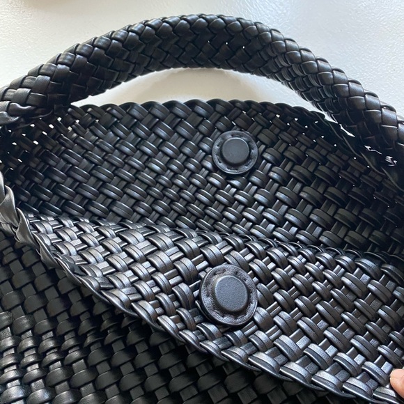 Vegan leather handbag with pouch from Nordstrom - Picture 10 of 13